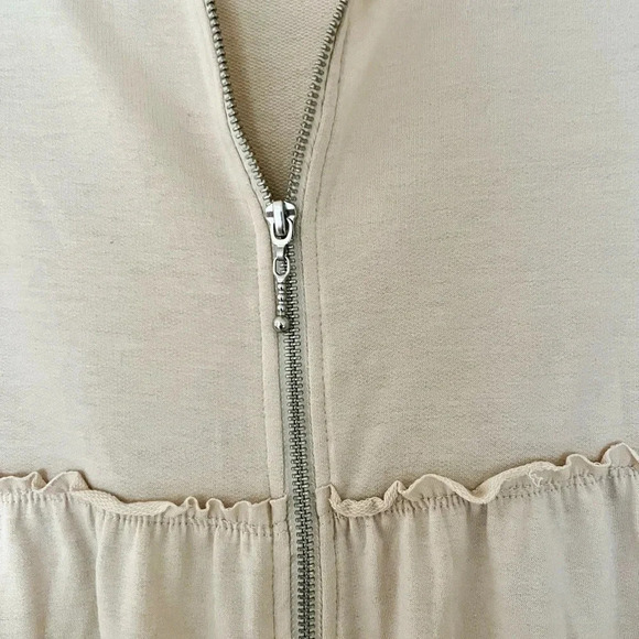 American Rag Ruffled Wonens XXS Beige Sweatshirt - Picture 5 of 5
